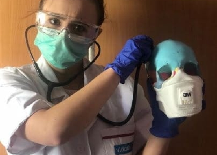 Viaţa studenţilor constănţeni în izolare, sursa foto: ASMTCM