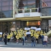 Imagine postată pe Internet de Virgil Dulea, cu un protest organizat de acesta şi angajaţii casei de amanet Garant