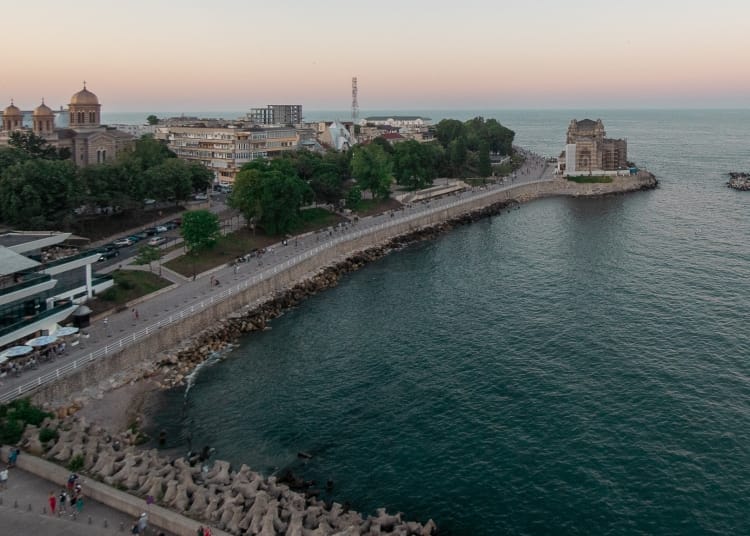 Cazinoul din Constanța și faleza, vedere din Tomis Eye. FOTO Cătălin SCHIPOR
