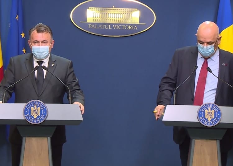 Nelu Tataru si Raed Arafat în cadrul conferinței de presă unde s-a vorbit despre proiectul de lege