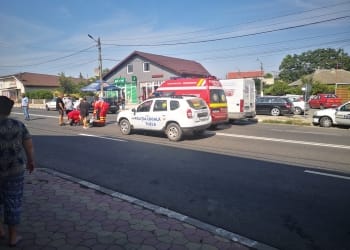 Politia si ambulanța la fața locului în localitatea Tuzla - Foto: Facebook/Maxim Adrian