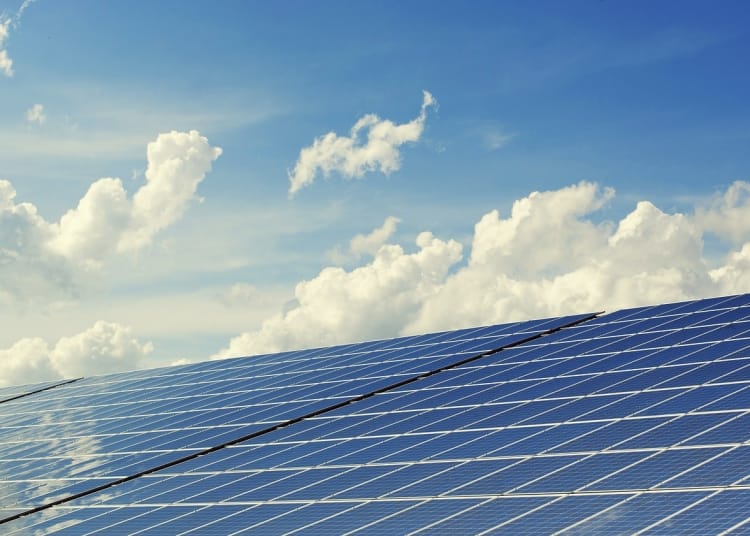 Panou solar - Foto: andreas160578 de la Pixabay
