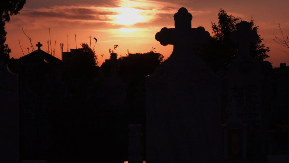 Cimitir. FOTO Cătălin SCHIPOR