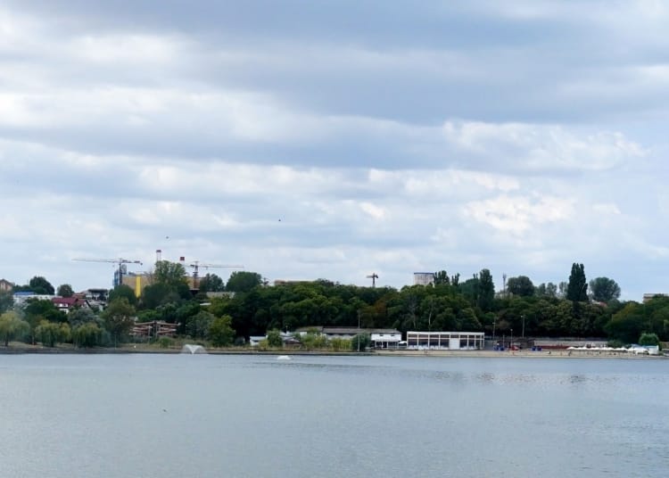 Lacul Ciuperca din municipiul Tulcea. FOTO Cătălin SCHIPOR