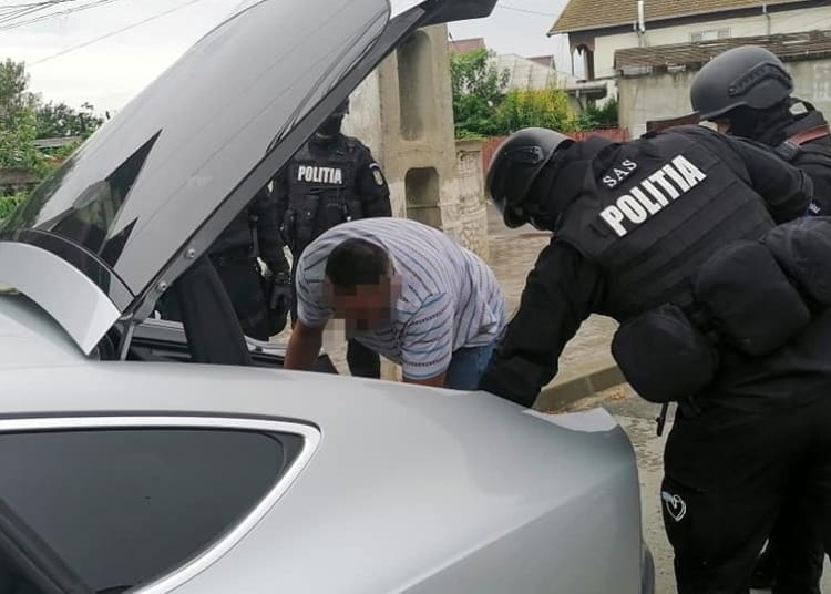 Polițiștii au verificat mai multe autovehicule în trafic. FOTO IPJ Ialomița