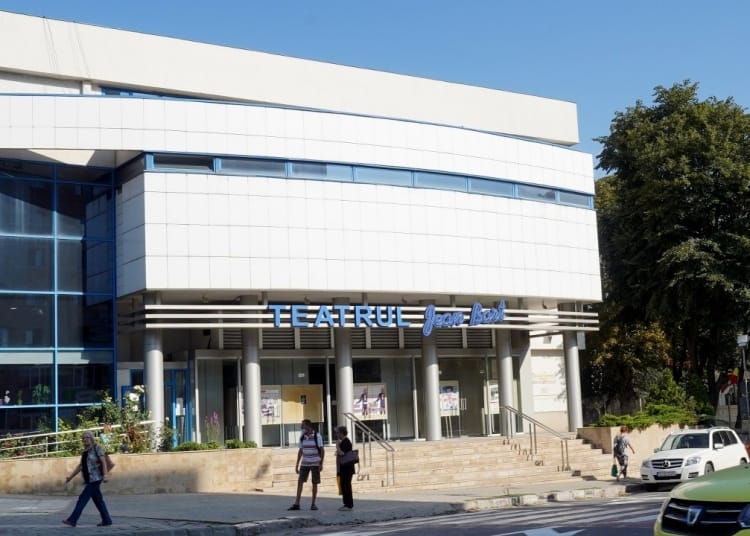 Teatrul Jean Bart din municipiul Tulcea. FOTO Cătălin SCHIPOR