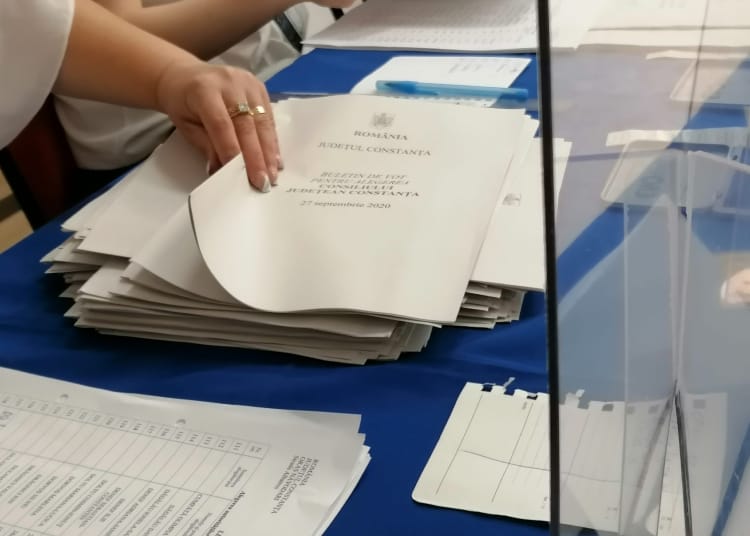 buletine de vot. FOTO Alexandra VASILE