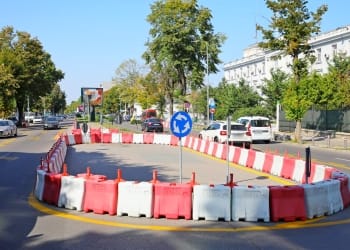 Sensul giratoriu situat la intersecția bulevardului Mamaia cu strada Renașterii - Foto: Primăria Constanța