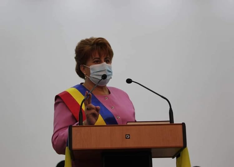 Dorinela Irimia la depunerea jurământului