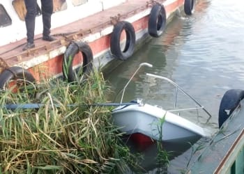 Ambarcațiunea a fost dusă la mal. FOTO ISU Delta Tulcea