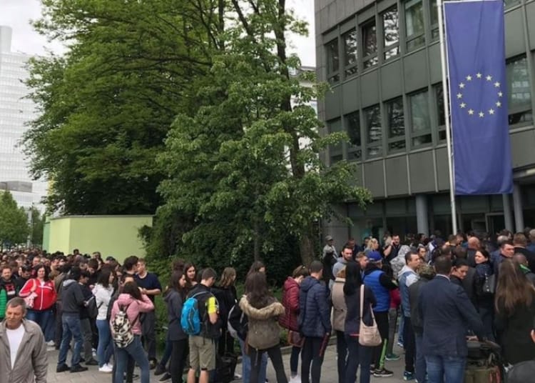 Români în diaspora. Foto: playtech.ro
FOTO ARHIVĂ