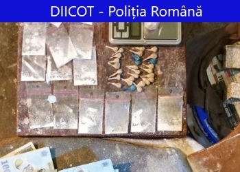 Cantități importante de droguri au fost găsite în urma percheziției. FOTO DIICOT
