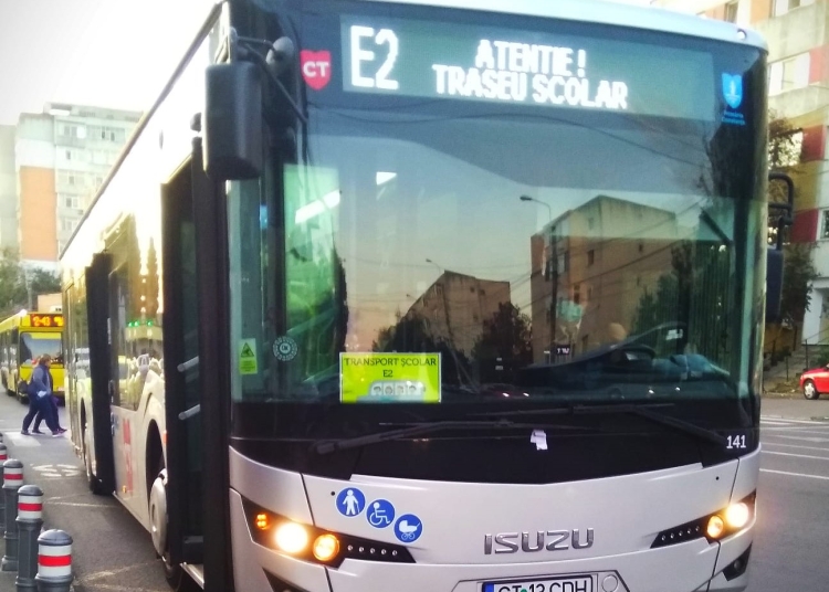 Autobuz pentru transportul elevilor. FOTO Primăria Constanța, foto cu rol ilustrativ
