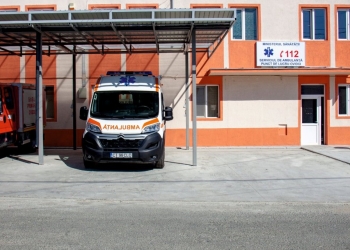 Ambulanța și Stația din Ovidiu. FOTO Primăria Ovidiu