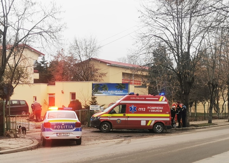 Echipaje ale poliției și SMURD au intervenit la apelul 112. FOTO Focus Press