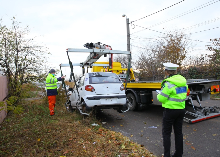 Vehicul abandonat - Foto: Primăria Constanța