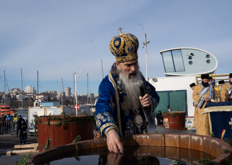 Exclusiv. Plângere penală împotriva Arhiepiscopului Tomisului, IPS Teodosie, pentru slujba de Bobotează