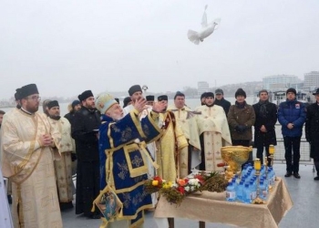 Slujba de Bobotează la Tulcea, pe faleză. FOTO Episcopia Tulcii