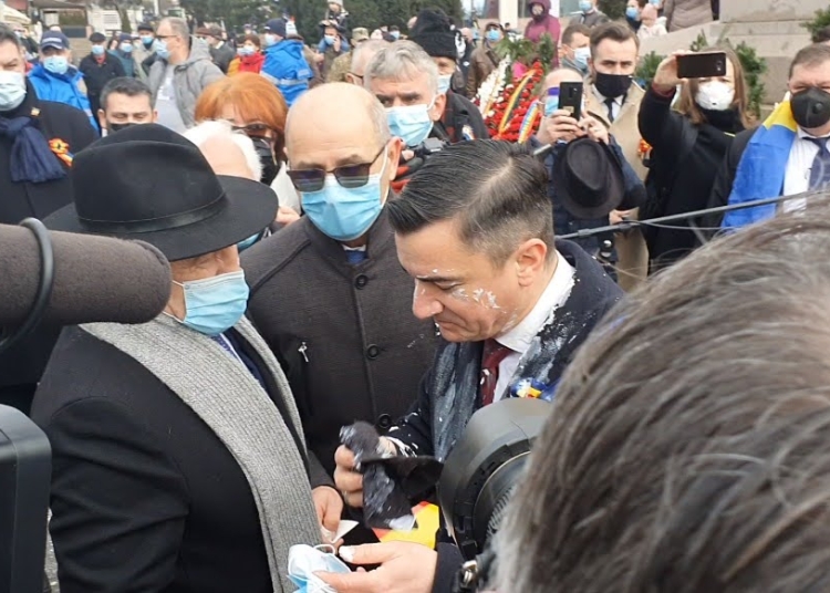 Mihai Chirica, imediat după atac. FOTO Ziarul de Iași