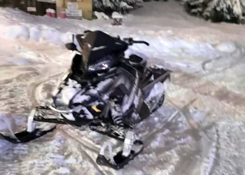 O persoană a fost lovită de un snowmobil. FOTO Salvamont Maramureș