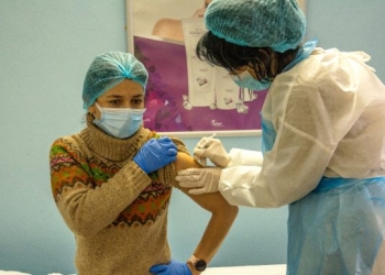 Cadrele medicale din Mangalia se vaccinează împotriva COVID-19