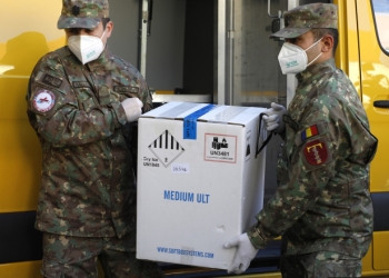 România primește o nouă tranșă de vaccinuri Pfizer-BioNTech. Foto: Agerpres