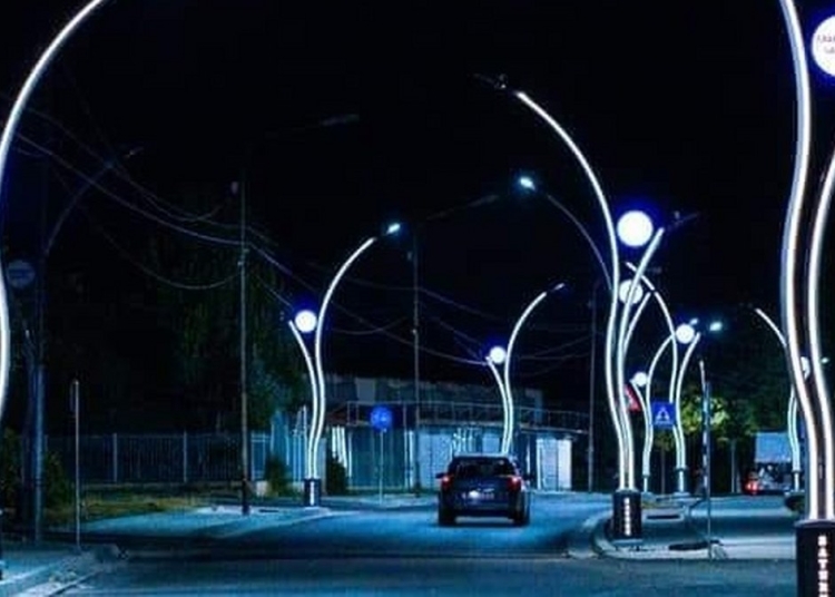 Iluminat public în stațiunea Saturn. FOTO Primăria Mangalia