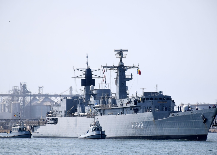 Fregata Regina Maria - F 222. FOTO SMFN