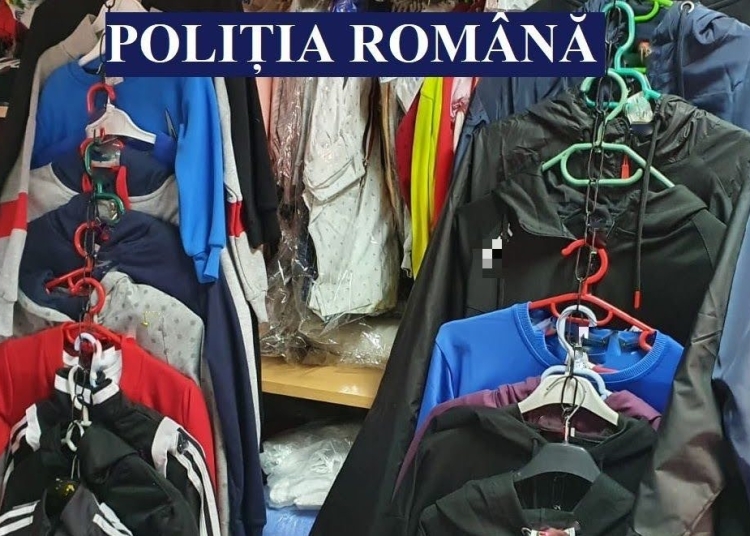 Haine contrafăcute. FOTO IPJ Constanța