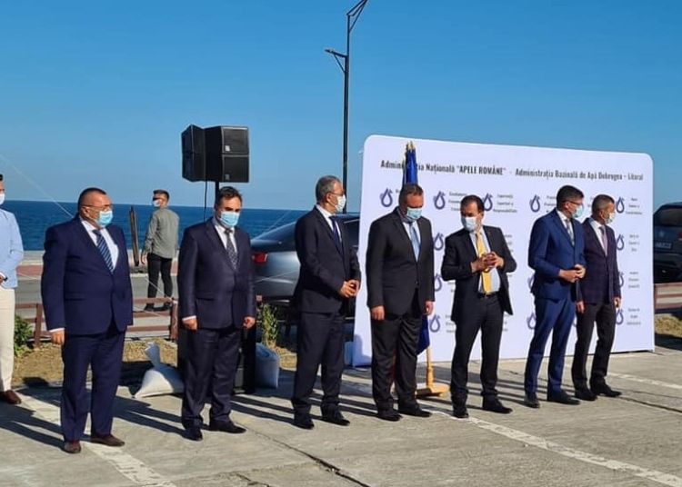 Victor Paul Dobre și Mihai Lupu (stânga)