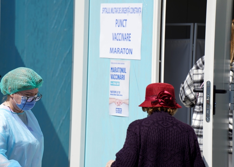 Vaccinare în spitalele militare. FOTO Cătălin SCHIPOR