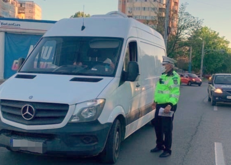 Șoferii au fost verificați de către polițiștii locali. FOTO Primăria Constanța
