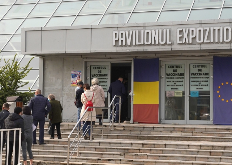 Centru de vaccinare de la Pavilionul Expozițional Constanța. FOTO Cătălin SCHIPOR
