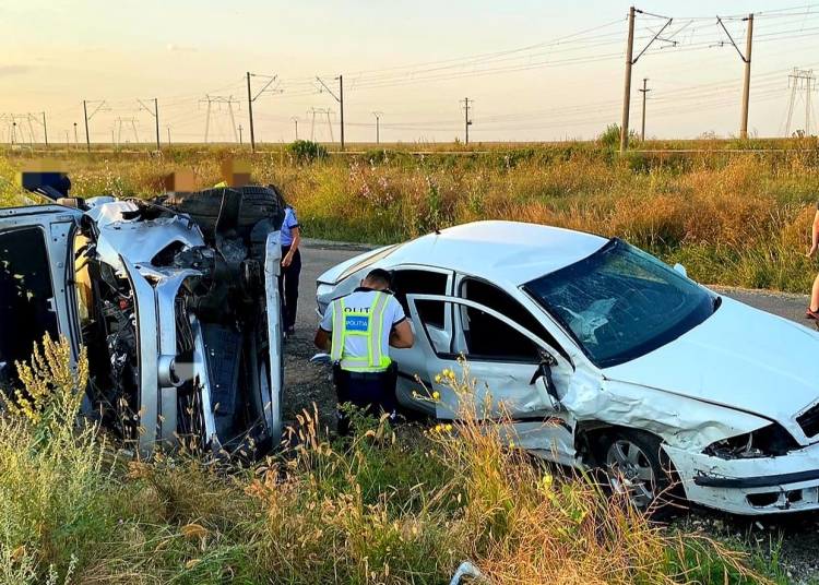 Șase persoane au fost rănite în urma accidentului. FOTO IPJ Ialomița