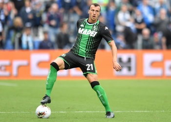 MAPEI STADIUM, REGGIO EMILIA, ITALY - 2019/09/22: Vlad Chiriches of US Sassuolo in action during the Serie A football match between US Sassuolo and SPAL. US Sassuolo won 3-0 over SPAL. (Photo by Andrea Staccioli/LightRocket via Getty Images)