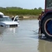 Mașină rămasă împotmolită. FOTO Captură video