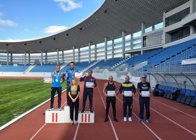 Sorin Andrici a urcat pe podium. FOTO IJJ Tulcea