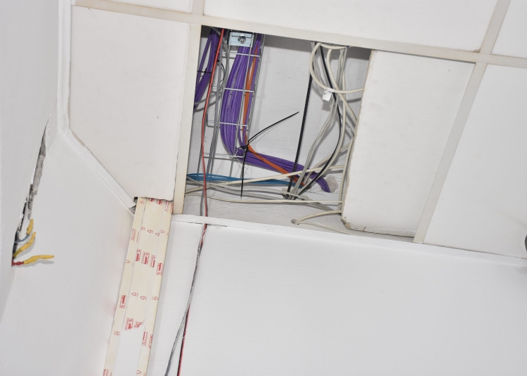 Instalatie electrică Spital Infecțioase. FOTO Alexandra VASILE