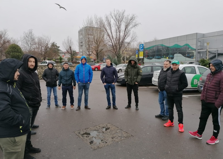 Șoferii BOLT au protestat împotriva noilor comisioane care li se percep