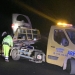 Mașina avariată a fost luată de o platformă. FOTO FP