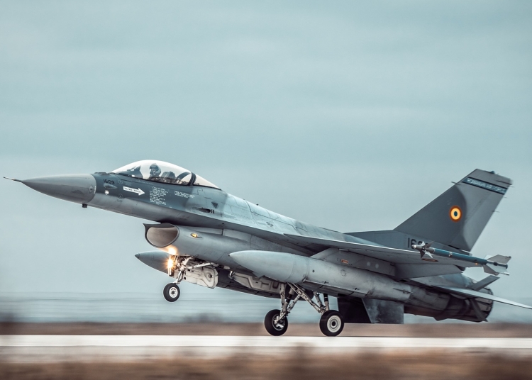 F16 Falcon. FOTO Bogdan PANTILIMON, Statul Major al Forțelor Aeriene