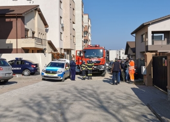 Pompierii au intervenit după ce țeava de gaze a fost ruptă. FOTO Focus Press