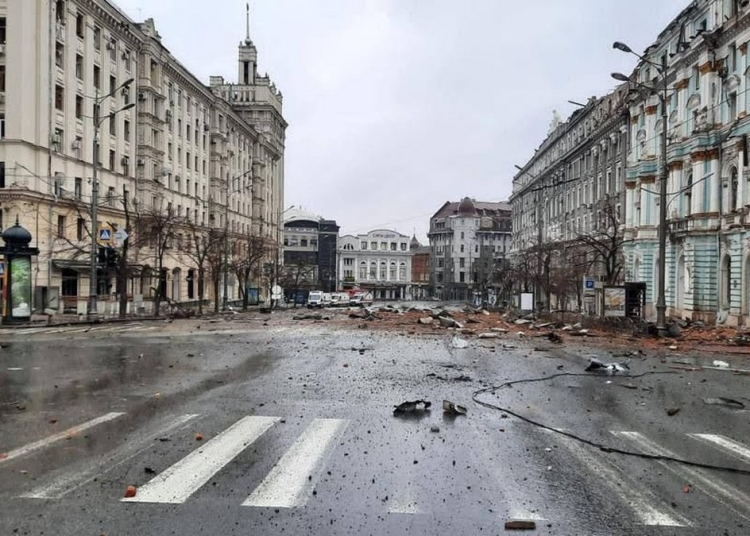 Clădiri civile lovite de proiectile. FOTO Telegram/NEXTA