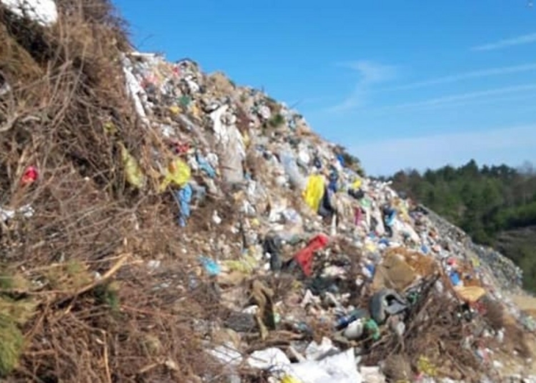 Deșeuri penale la Cernavodă. FOTO Garda de Mediu