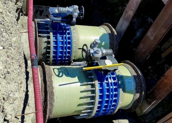 Montarea vanelor electrice în căminul principal de deversare a apelor fluviale. FOTO Primăria Tulcea