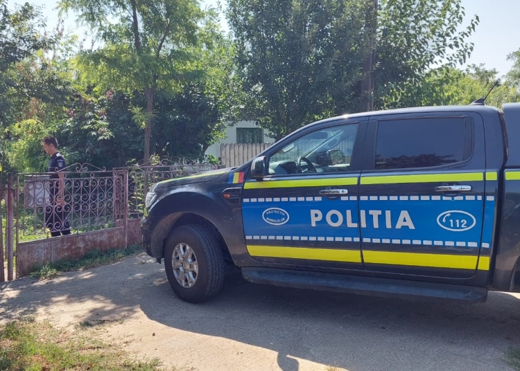 Intervenție a polițiștilor de la Protecția Animalelor. FOTO: IPJ Ialomița - Imagine cu rol ilustrativ