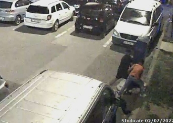 Hoții au fost surprinși de camerele de supraveghere. FOTO Poliția Locală Tulcea