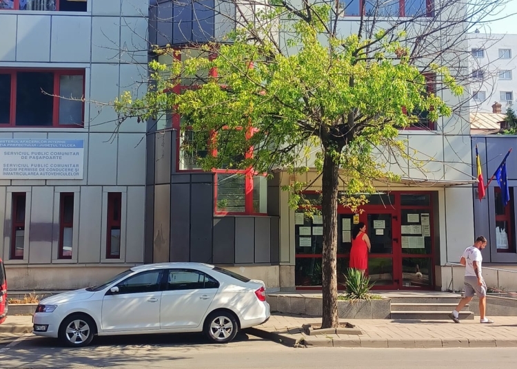 Serviciul Regim Permise de Conducere și Înmatriculare a Vehiculelor Tulcea. FOTO Prefectura Tulcea