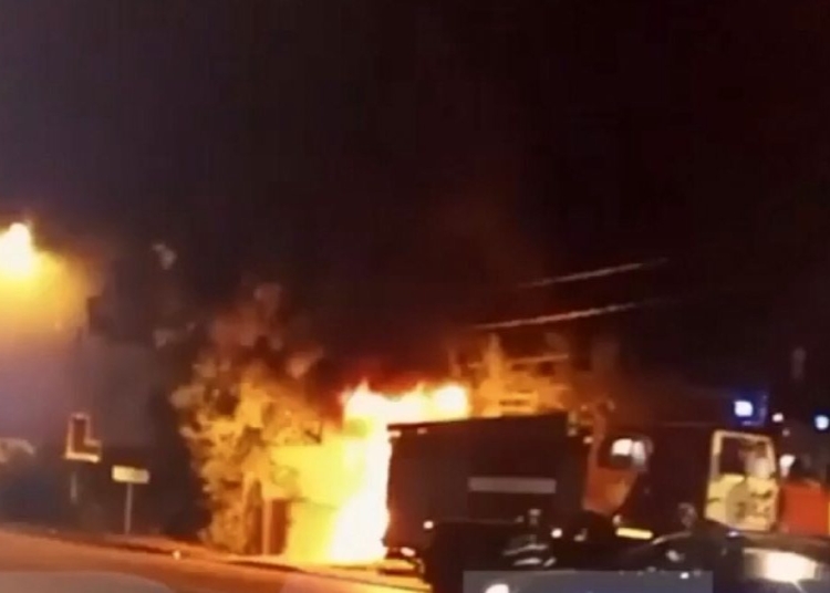 Explozia mașinii. FOTO Tweeter/Special Kherson Cat