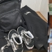 Hainele și banii găsiți asupra suspectului. FOTO GJM Tomis